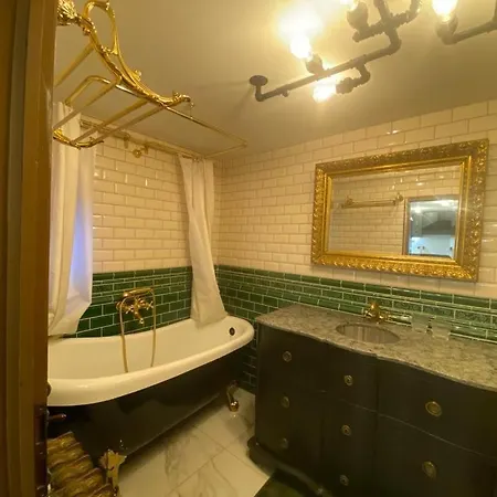 Charlotte Et Suzette *